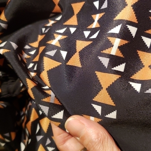 BLACK Ochre geometric pattern short sleeve Tunic dress with elastic waist M - Picture 5 of 5